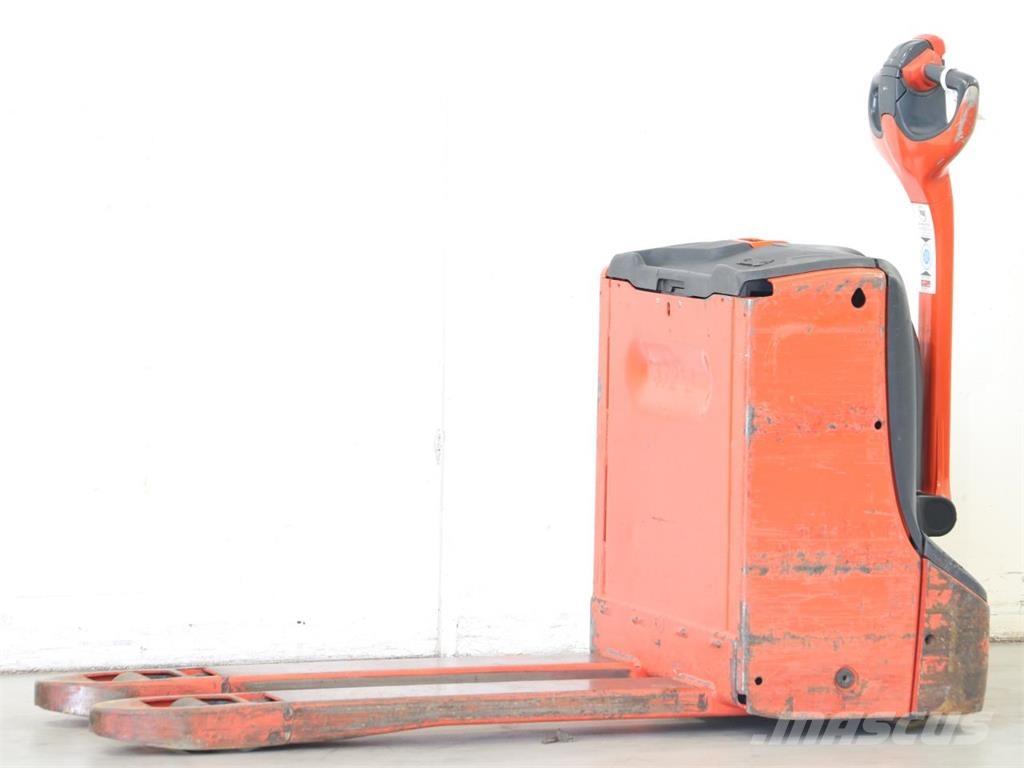 Linde T16/1152 Käyden ajettavat pinoamistrukit