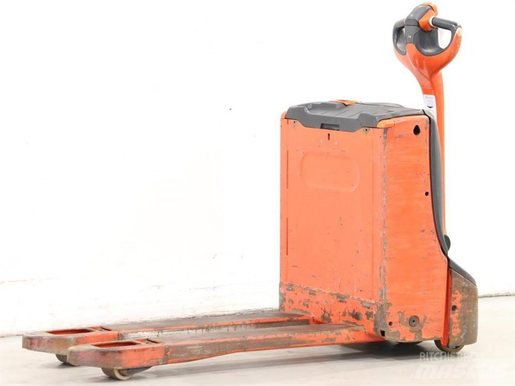 Linde T16/1152 Käyden ajettavat pinoamistrukit