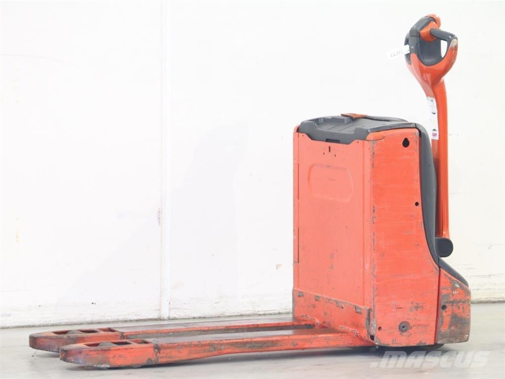 Linde T16/1152 Käyden ajettavat pinoamistrukit