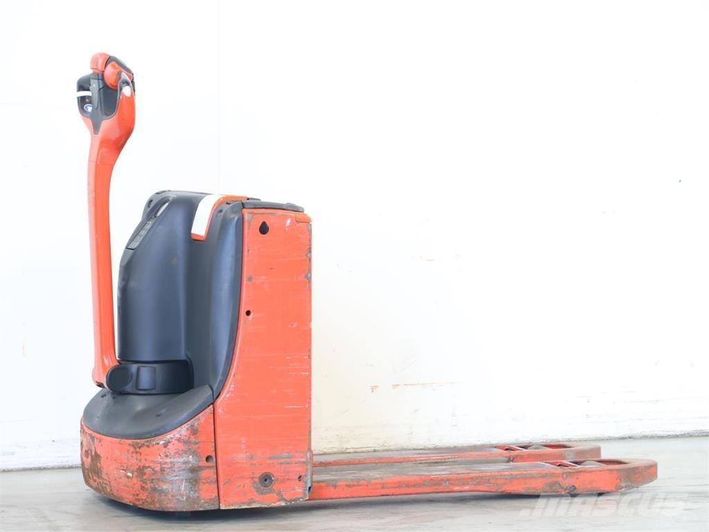 Linde T16/1152 Käyden ajettavat pinoamistrukit