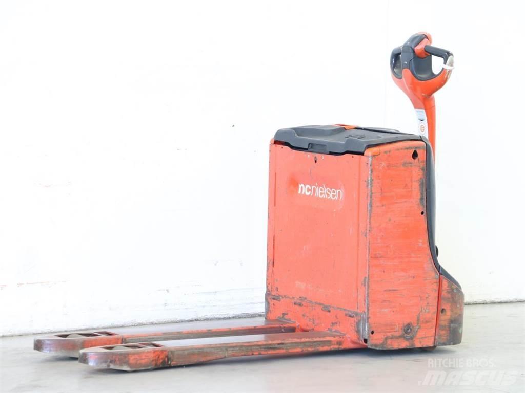Linde T16/1152-00 Käyden ajettavat pinoamistrukit