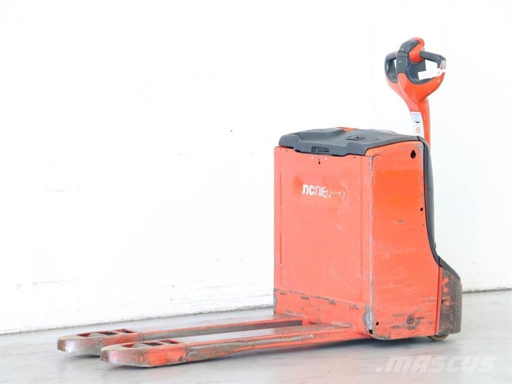 Linde T16/1152-00 Käyden ajettavat pinoamistrukit