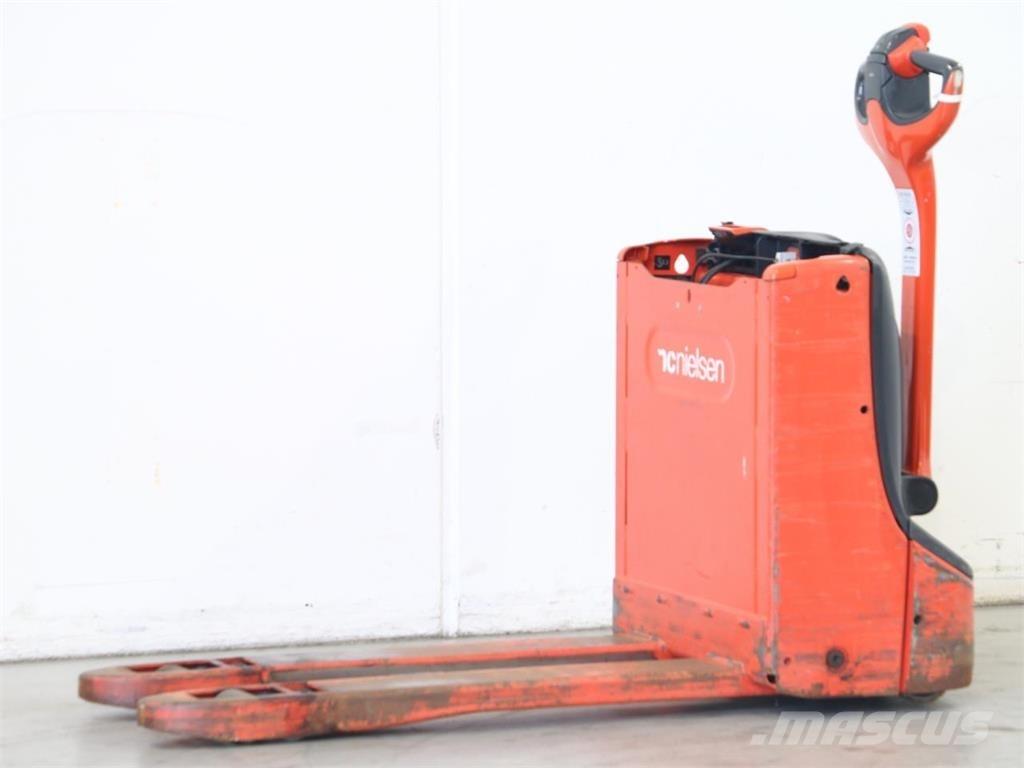 Linde T16/1152-02 Käyden ajettavat pinoamistrukit