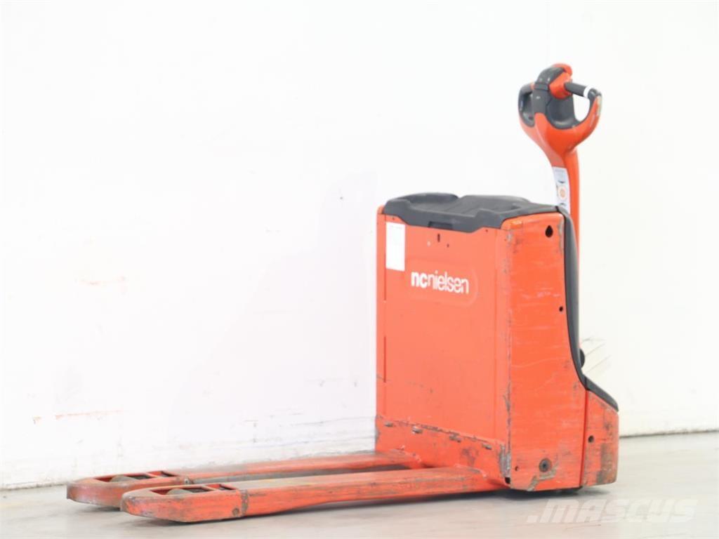 Linde T16/1152-02 Käyden ajettavat pinoamistrukit
