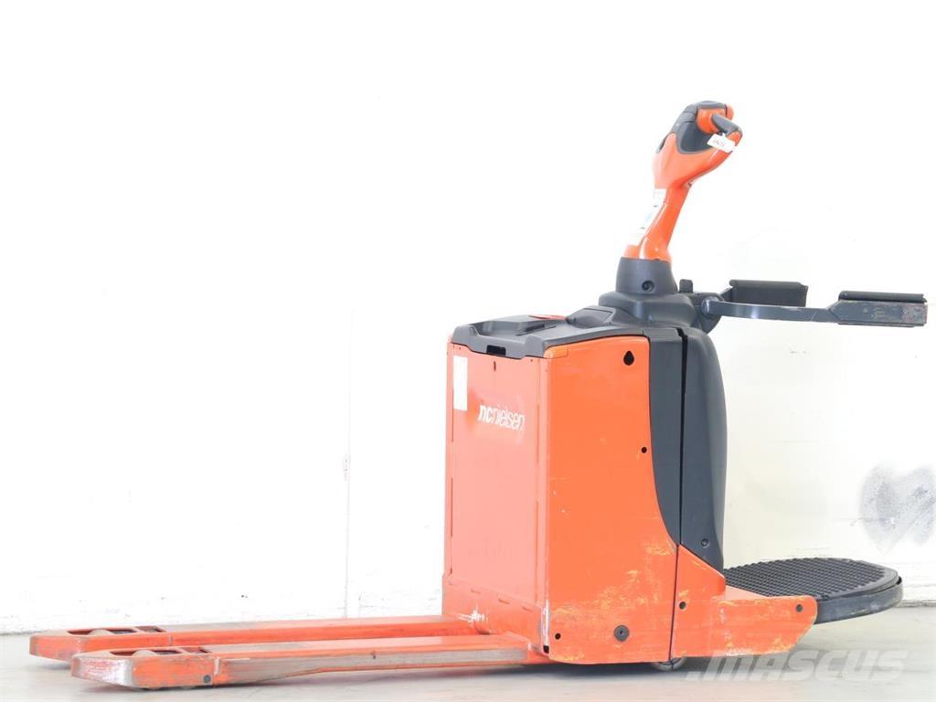 Linde T16P/1151 Käyden ajettavat pinoamistrukit