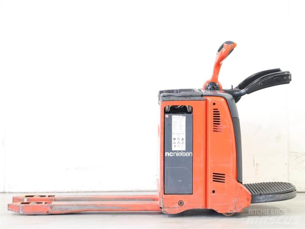 Linde T20AP/131-08 Käyden ajettavat pinoamistrukit