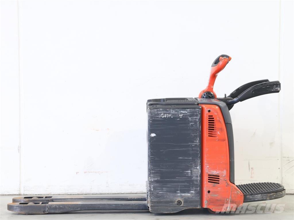 Linde T20AP/131-08 Käyden ajettavat pinoamistrukit