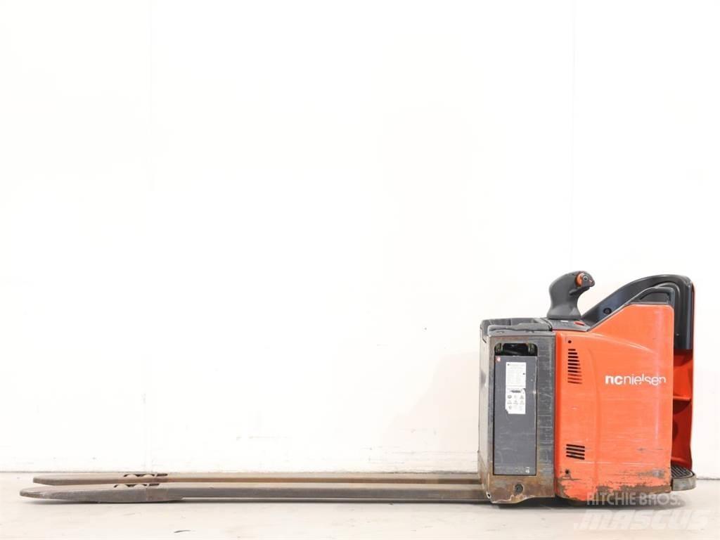 Linde T20SP/131 Käyden ajettavat pinoamistrukit