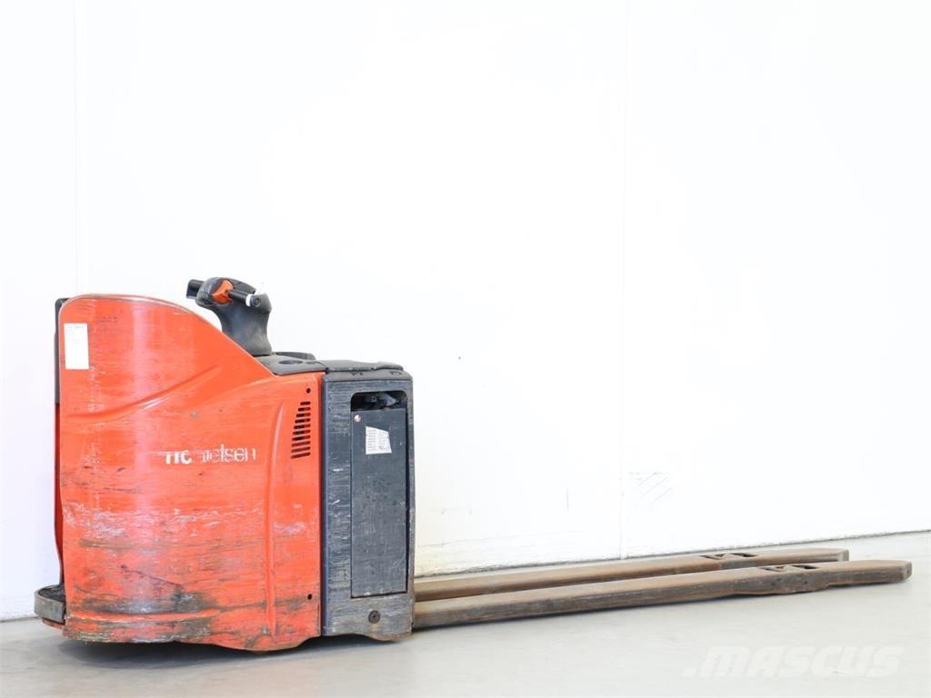 Linde T20SP/131 Käyden ajettavat pinoamistrukit