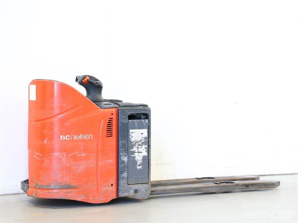 Linde T20SP/131 Käyden ajettavat pinoamistrukit
