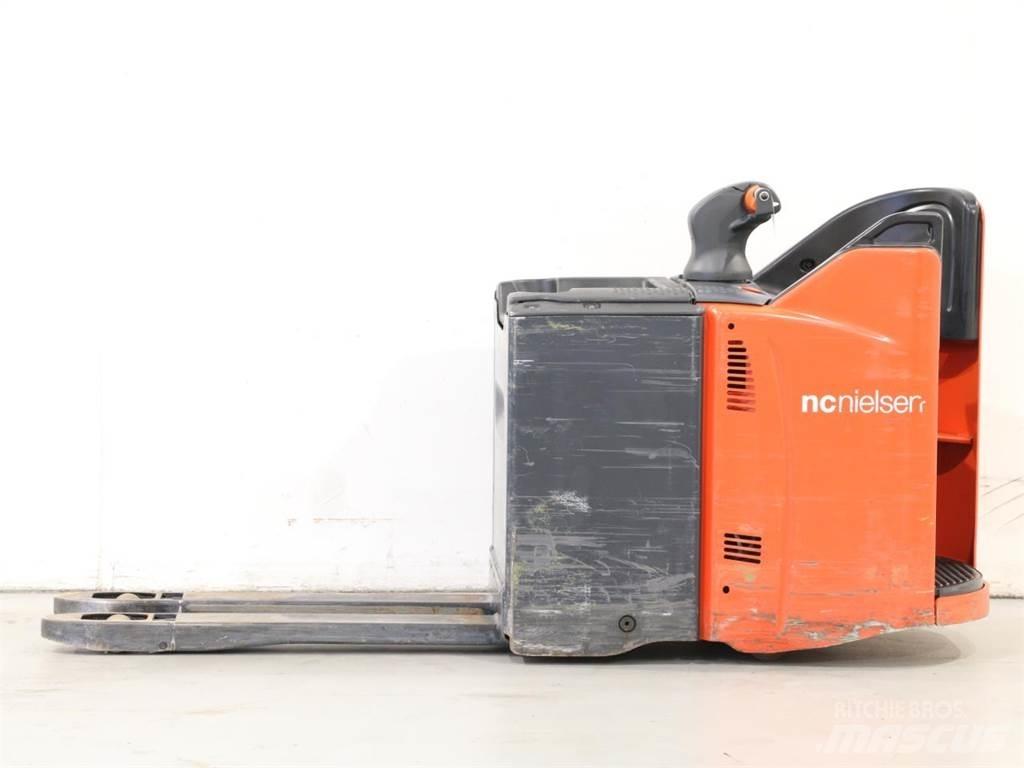 Linde T20SP/131 Käyden ajettavat pinoamistrukit