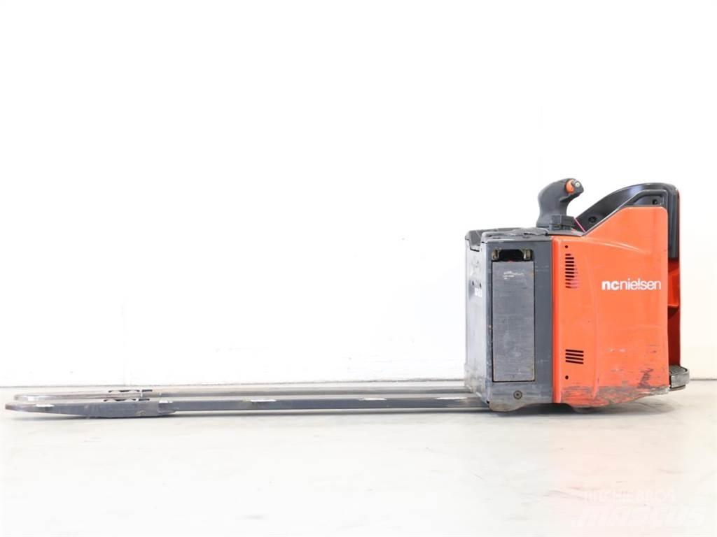 Linde T20SP/131 Käyden ajettavat pinoamistrukit