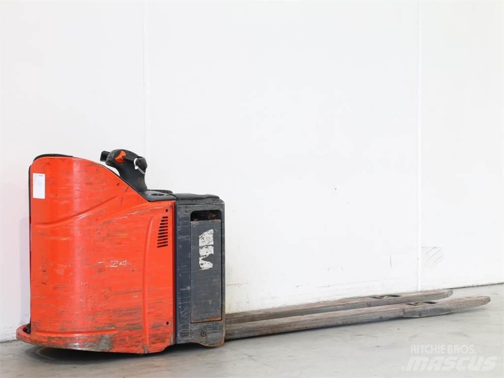 Linde T24SP/131 Käyden ajettavat pinoamistrukit