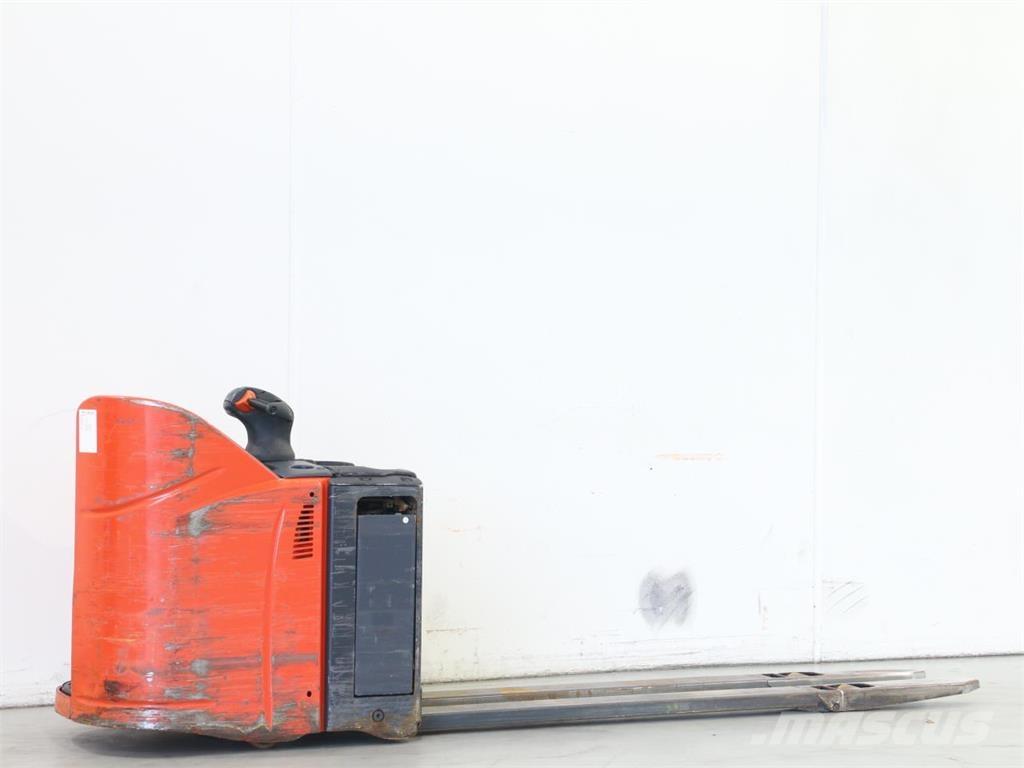 Linde T25SP/131 Käyden ajettavat pinoamistrukit