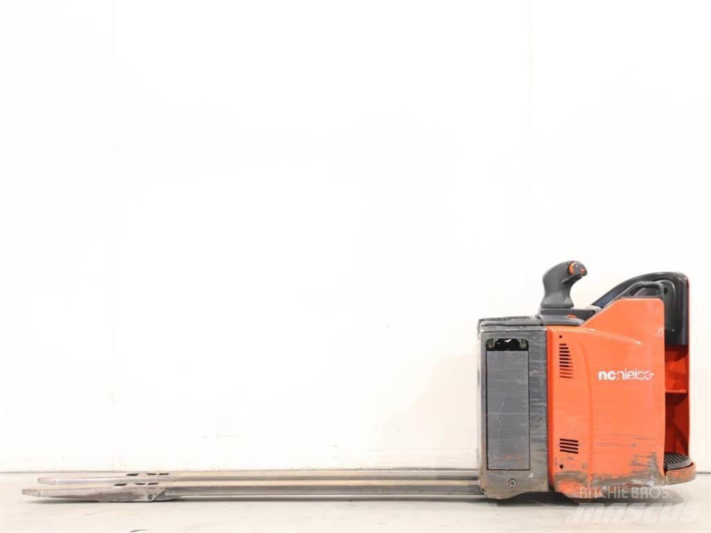 Linde T25SP/131-08 Käyden ajettavat pinoamistrukit