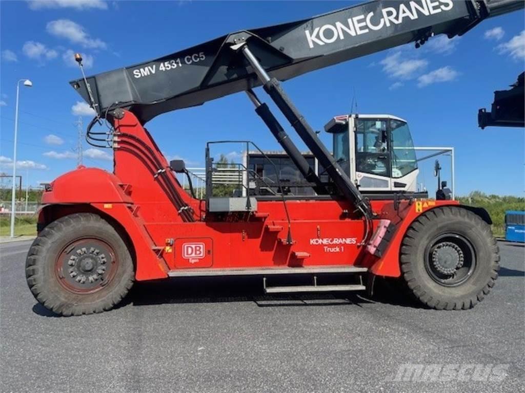 SMV 4531 CC5 Työntömastotrukit