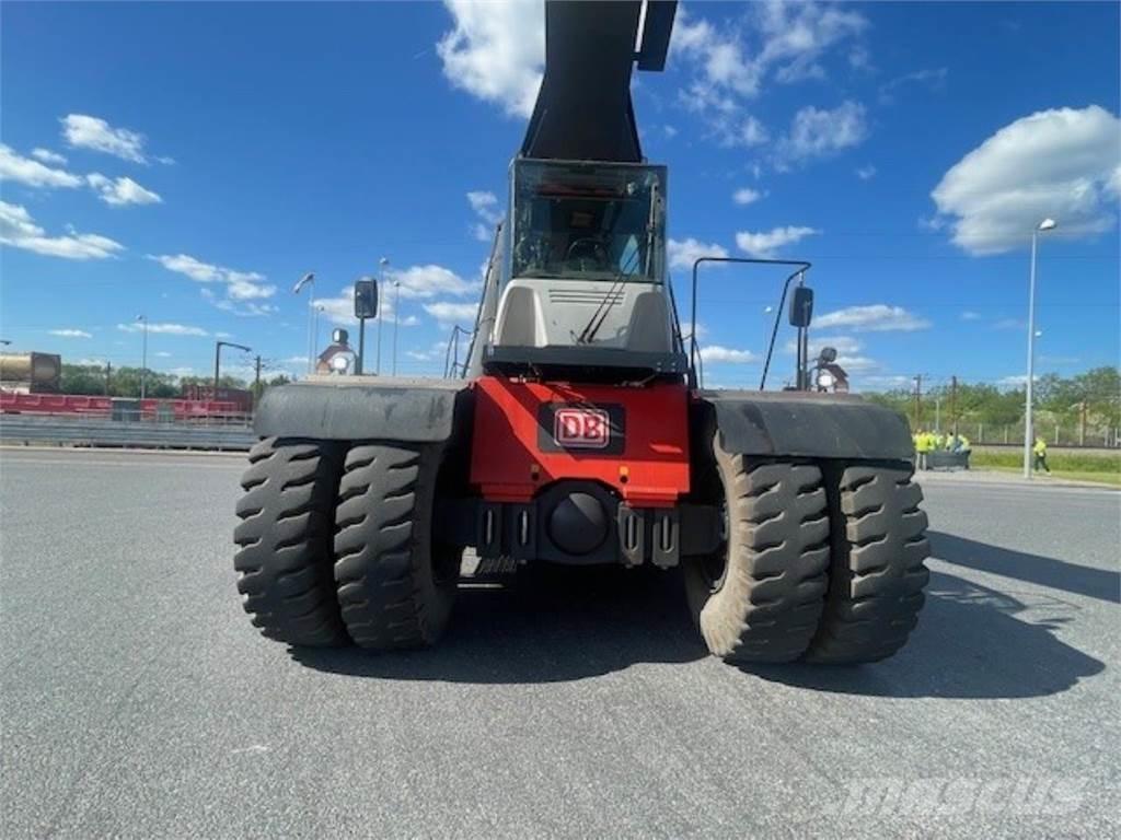 SMV 4531 CC5 Työntömastotrukit