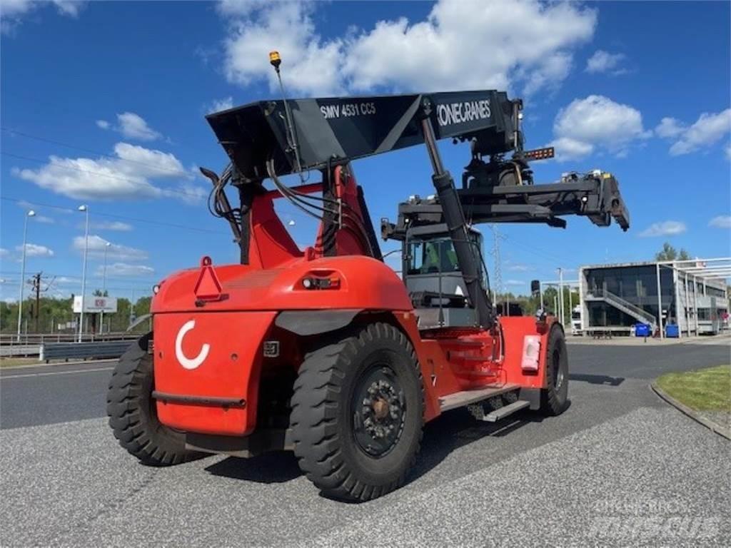 SMV 4531 CC5 Työntömastotrukit