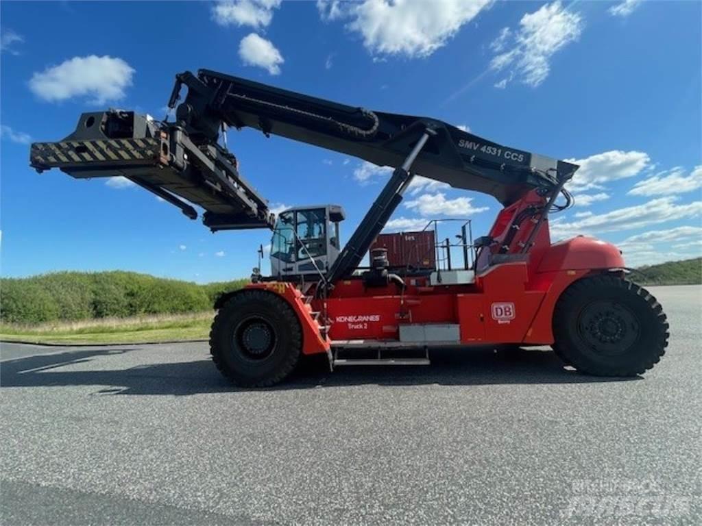 SMV 4531 CC5 Työntömastotrukit