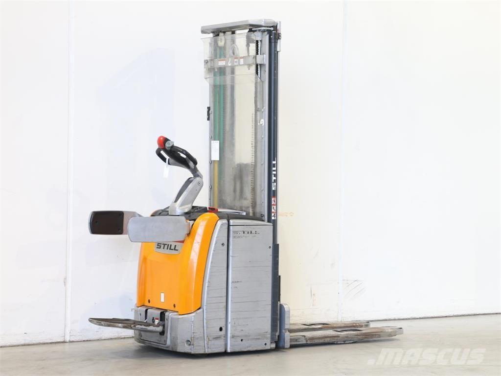 Still EXV-SF14 Käyden ajettavat pinoamistrukit