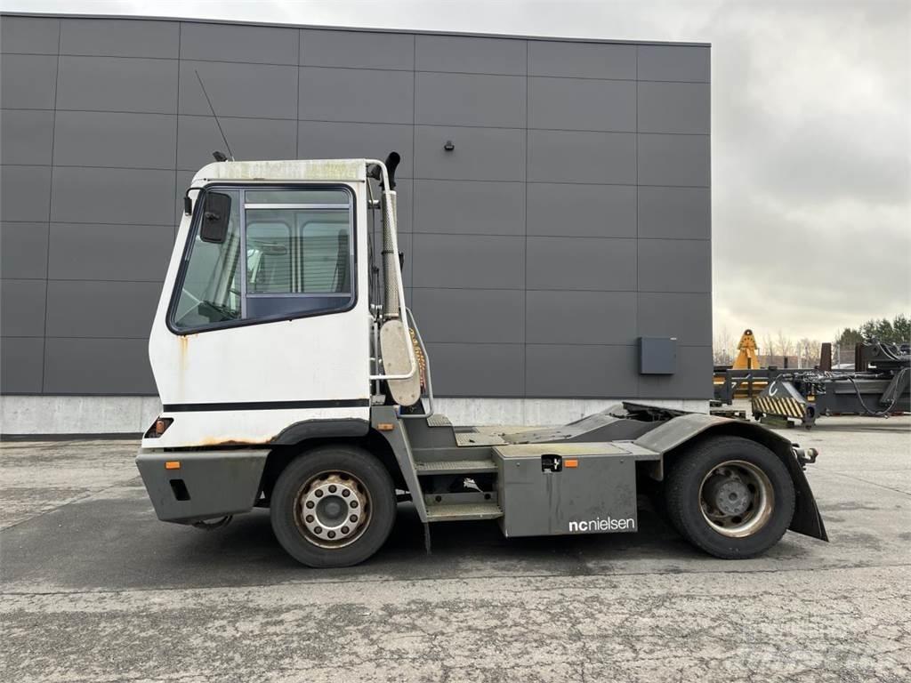 Terberg YT182 4x2 Muut materiaalinkäsittelykoneet