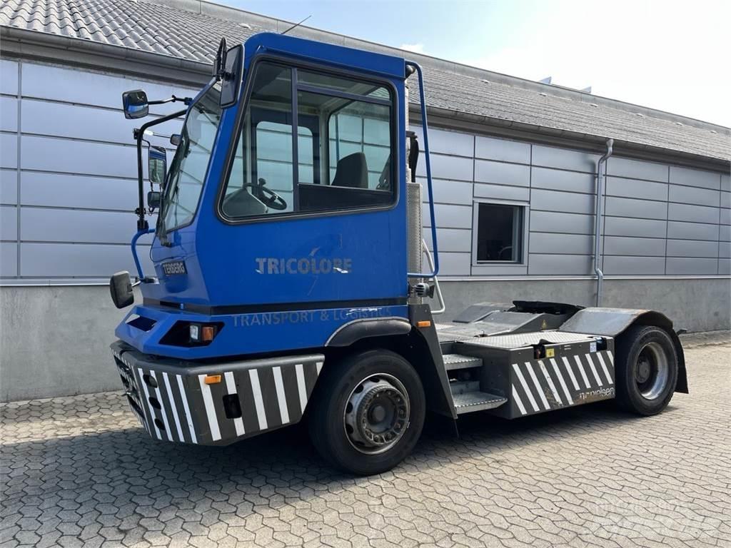 Terberg YT222 4X2 Muut materiaalinkäsittelykoneet