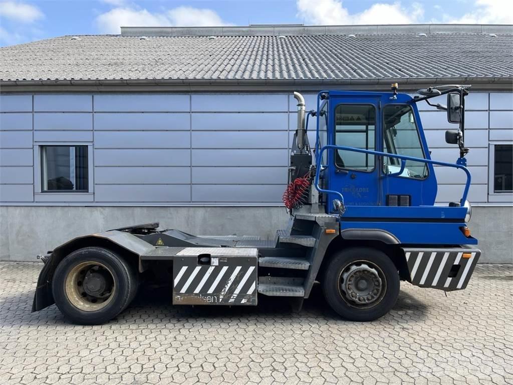 Terberg YT222 4X2 Muut materiaalinkäsittelykoneet