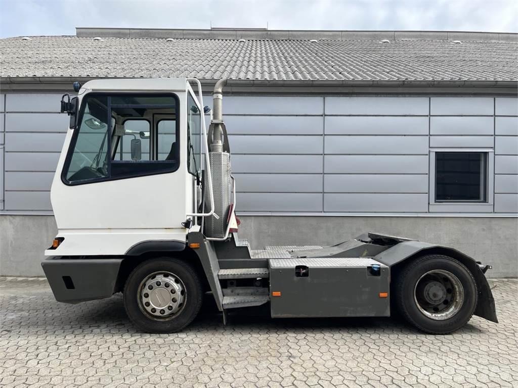 Terberg YT222 4x2 Muut materiaalinkäsittelykoneet