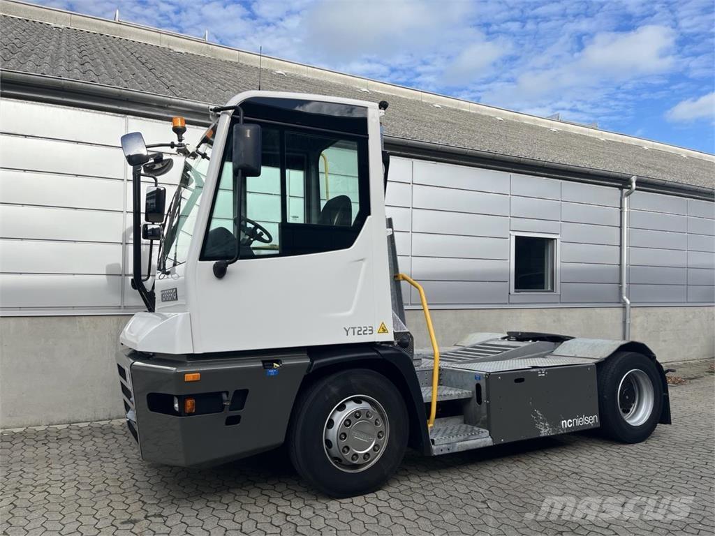 Terberg YT223 4x2 Muut materiaalinkäsittelykoneet