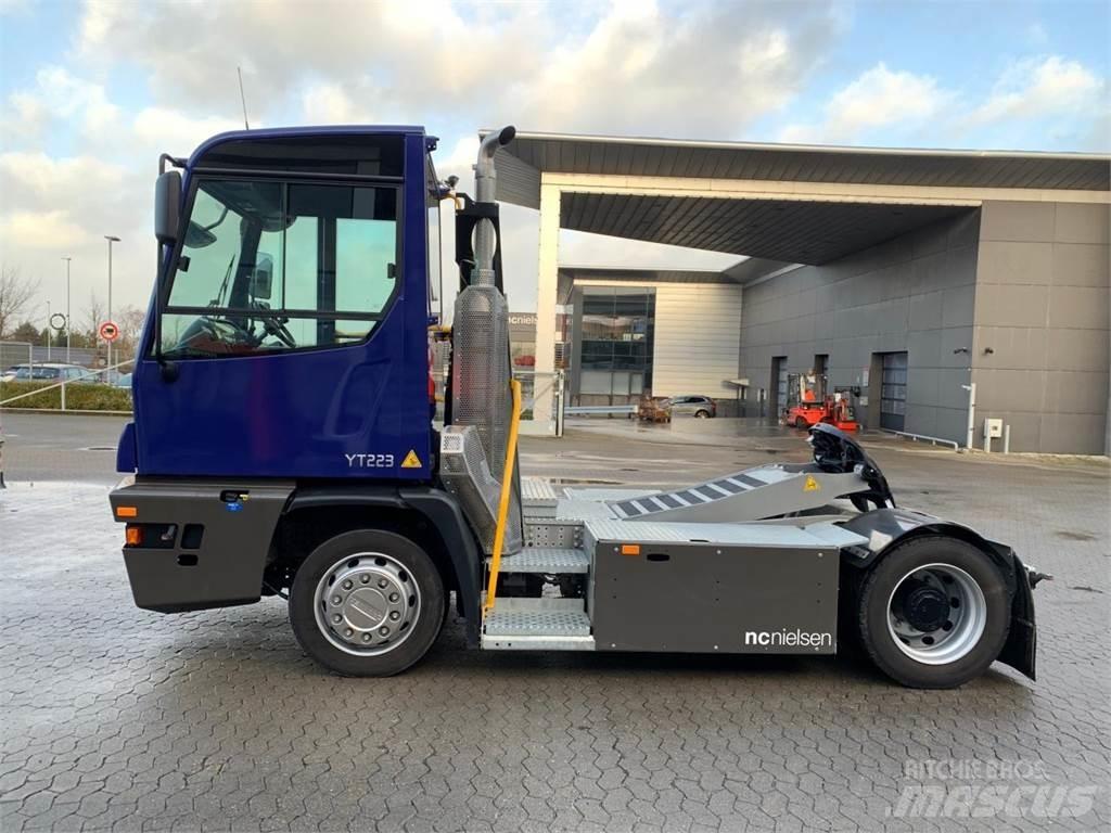 Terberg YT223 4x2 Muut materiaalinkäsittelykoneet