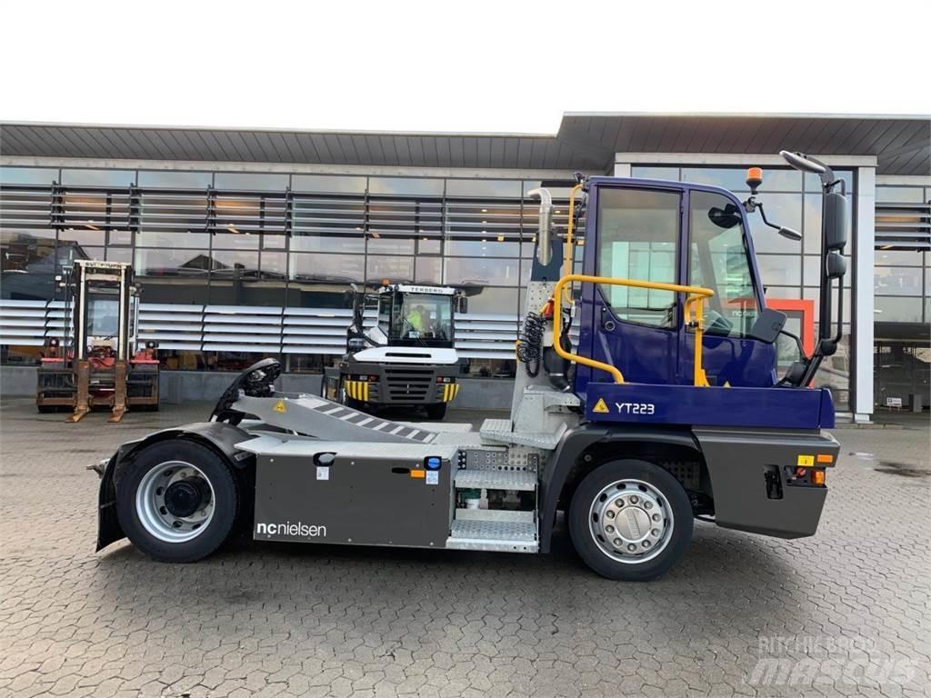 Terberg YT223 4x2 Muut materiaalinkäsittelykoneet