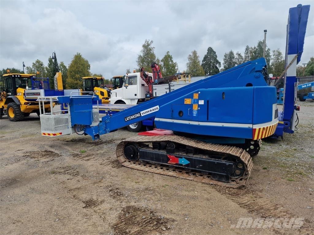 Aichi SR 123 Henkilönostimet ja nostolaitteet