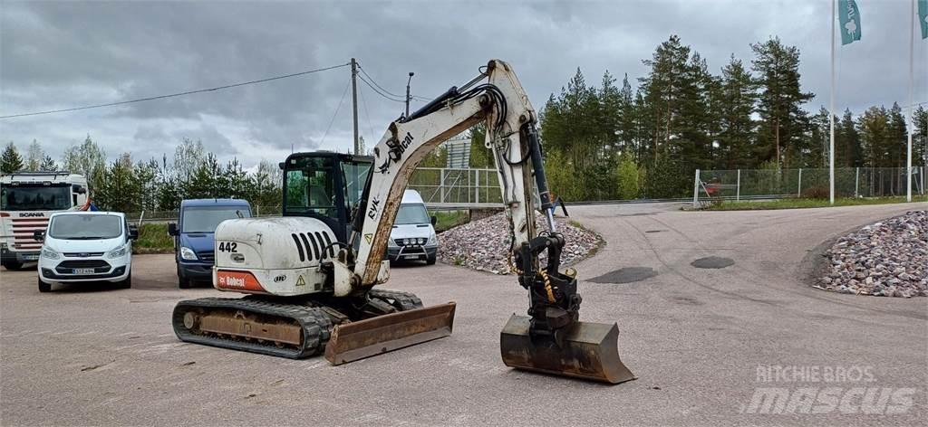 Bobcat 442 Midikaivukoneet 7t - 12t