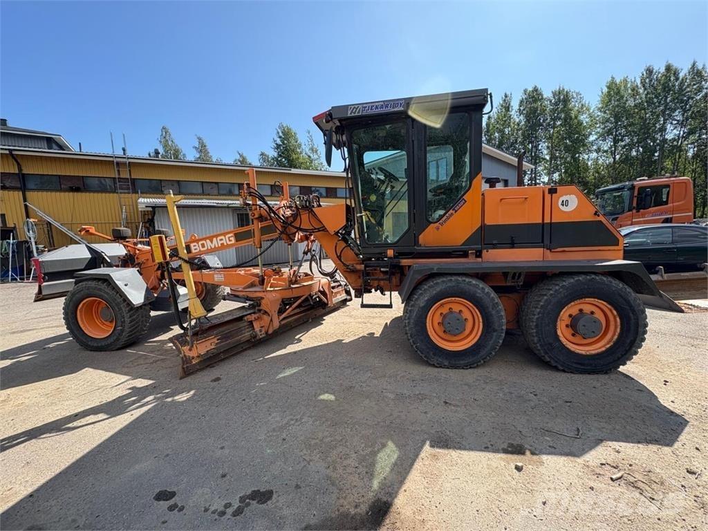 Bomag BG 110 TA Tiehöylät