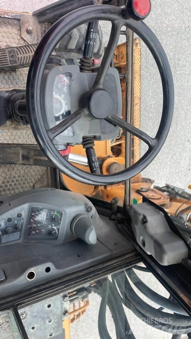 CASE WX90 Pyöräkaivukoneet