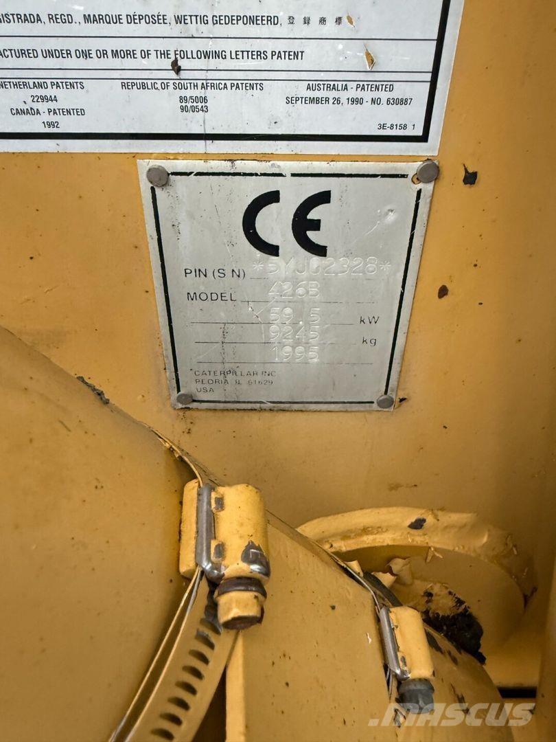 CAT 426B Kaivurikuormaajat