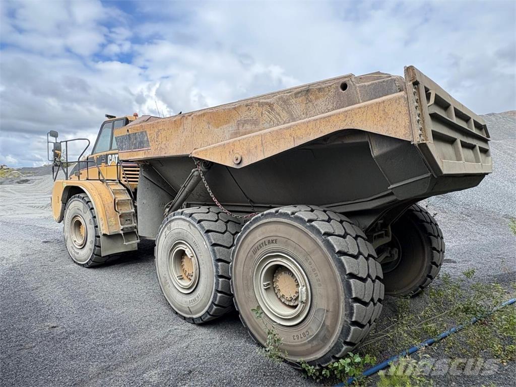 CAT 740 Dumpperit