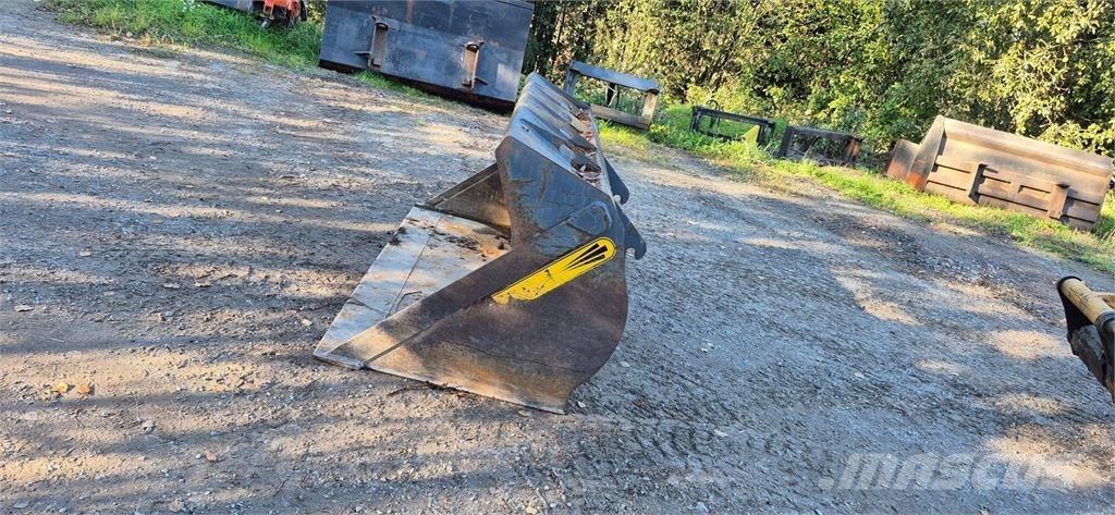 CAT 906M Pyöräkuormaajat