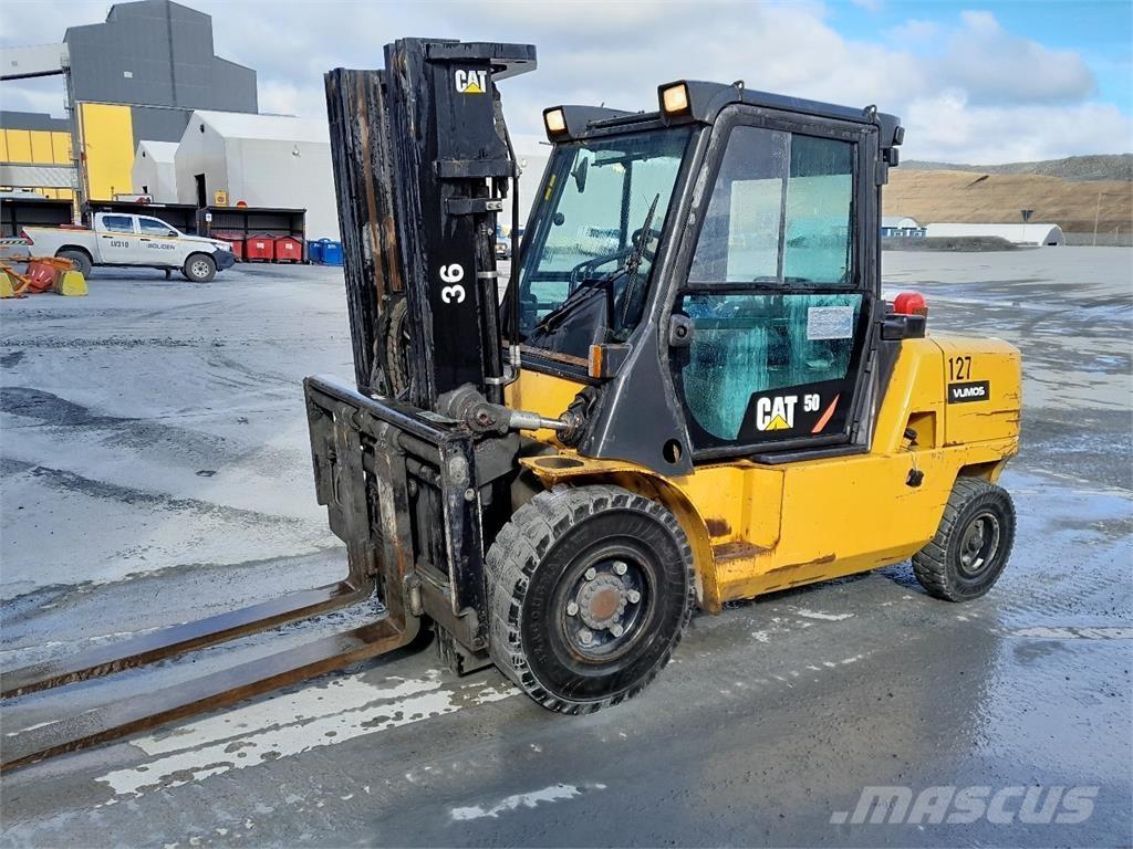 CAT DB50k2 Sähkötrukit