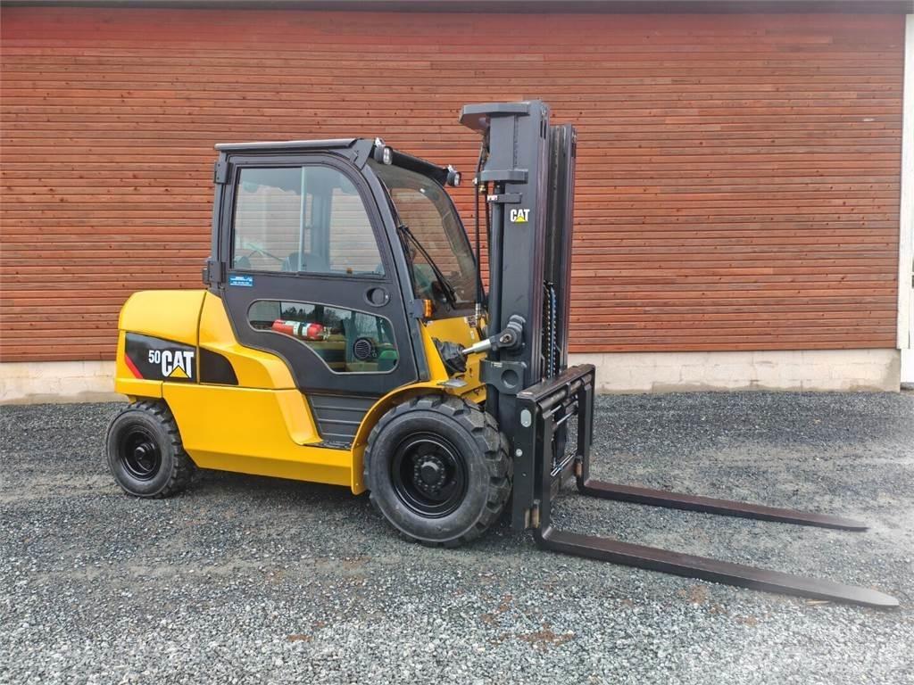 CAT DP50NT Dieseltrukit