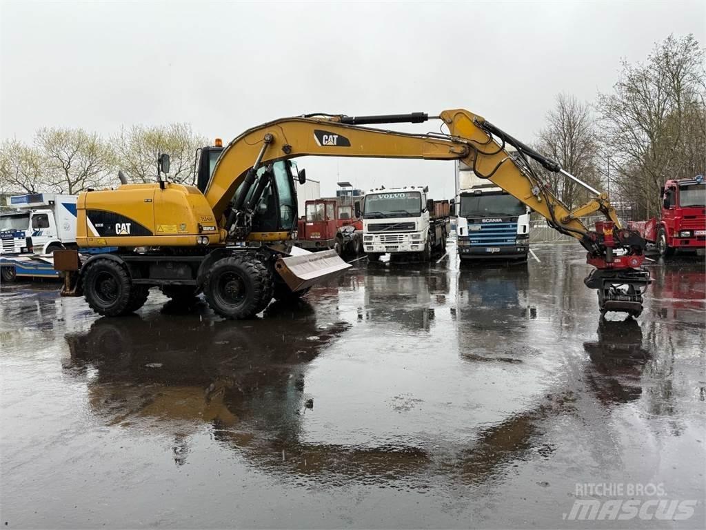 CAT M313 D Pyöräkaivukoneet