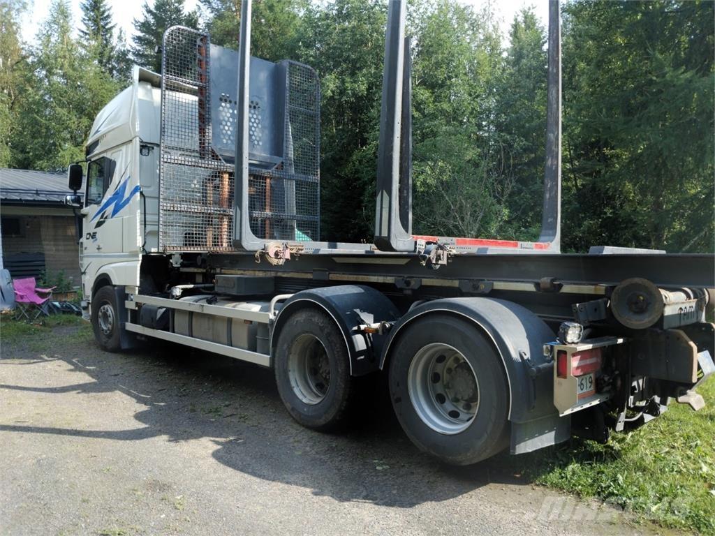 DAF XF 530 Koukkulava kuorma-autot