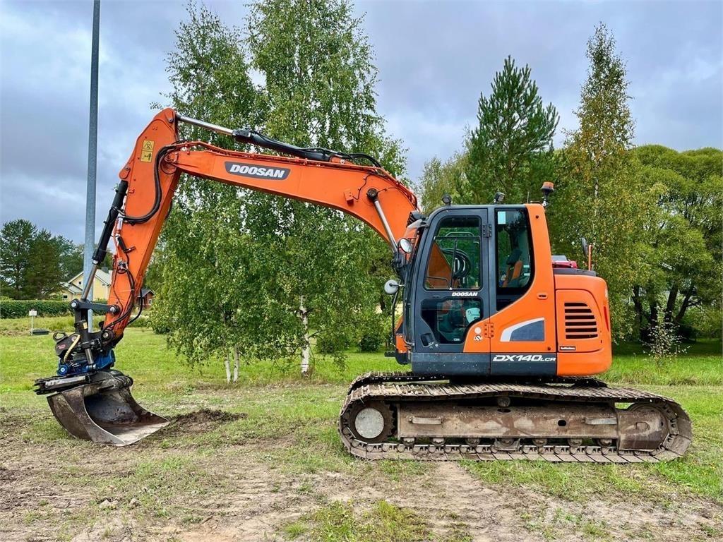 Doosan DX140LC Telakaivukoneet