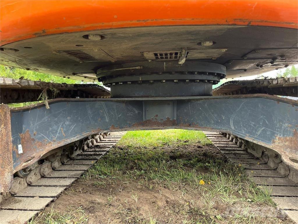 Doosan DX140LC Telakaivukoneet