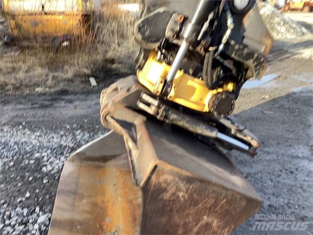 Doosan DX235 LCR Telakaivukoneet
