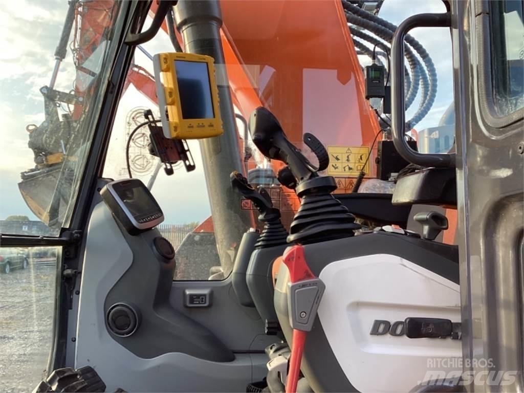 Doosan DX235 LCR Telakaivukoneet