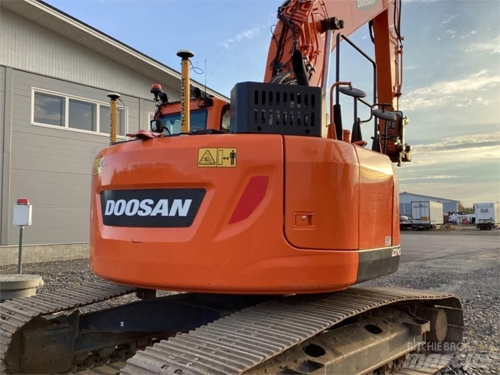Doosan Dx235 LR 5 Telakaivukoneet
