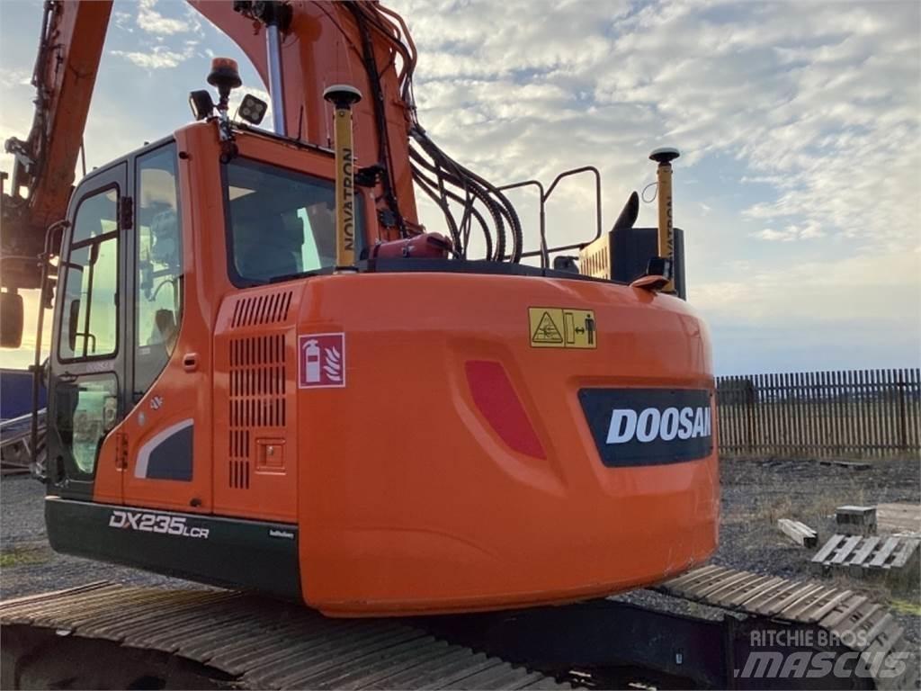 Doosan Dx235 LR 5 Telakaivukoneet