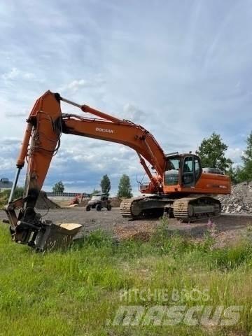 Doosan DX420LC Telakaivukoneet