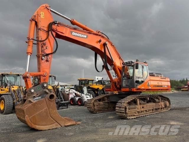 Doosan DX480LC Telakaivukoneet